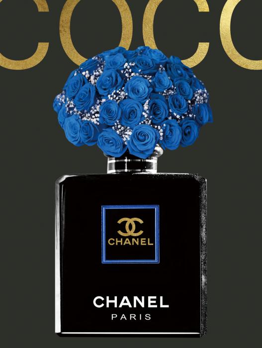 Glasschilderij - 80x60cm - Fashion - Blauwe Bloem Parfum meubelboutique.nl