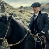 Glasschilderij - Exclusive - Liggend - Peaky Blinders Horse Mountens