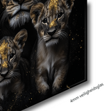 Glasschilderij - Exclusive - Liggend - Leeuwenfamilie 5 Welpjes, Harmonie - Gouden Eeuw Serie