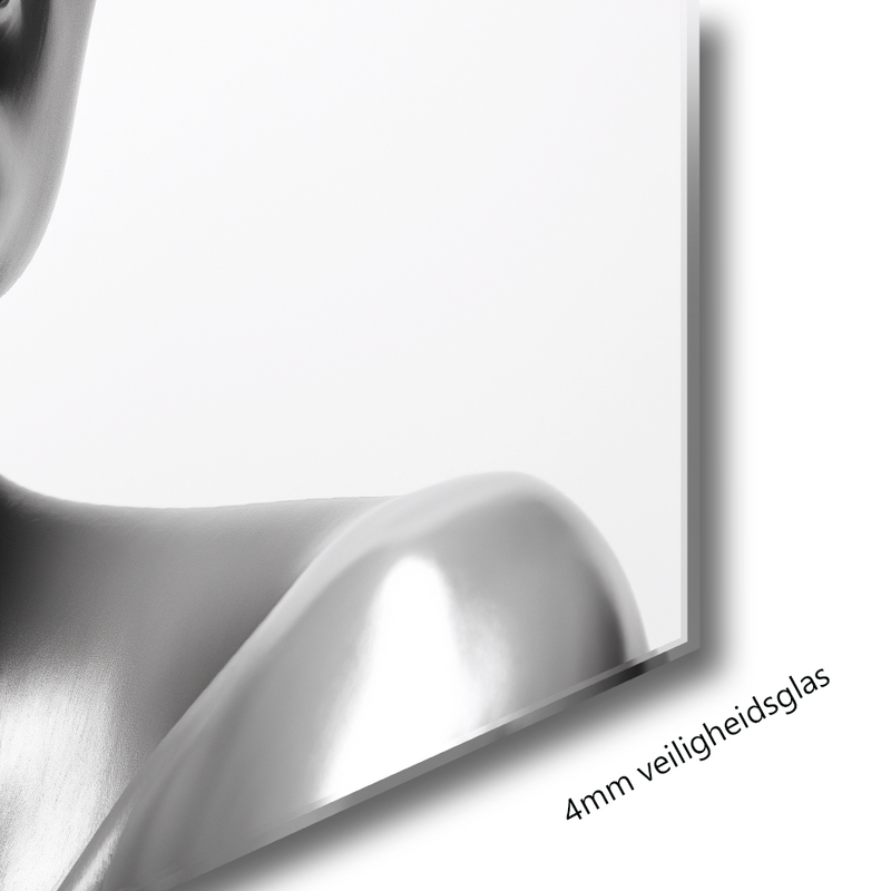 Glasschilderij - Exclusive - Liggend - Vrouw in Zilver