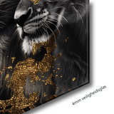 Glasschilderij - Exclusive - Staand - Leeuwenfamilie 1 Welpje Wildhart - Gouden Eeuw Serie